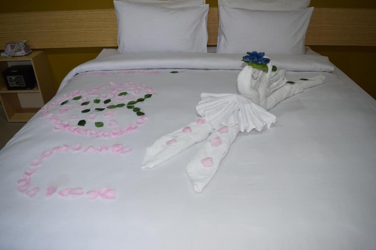 Hotel Sriwijaya 99 Palembang Eksteriør billede