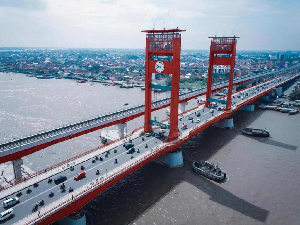 Hotel Sriwijaya 99 Palembang Eksteriør billede